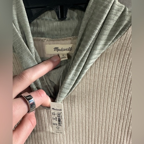 NWT Madewell Turtle Neck Ribbed Top Long Sleeve Ashen Sand Size S - Picture 4 of 6